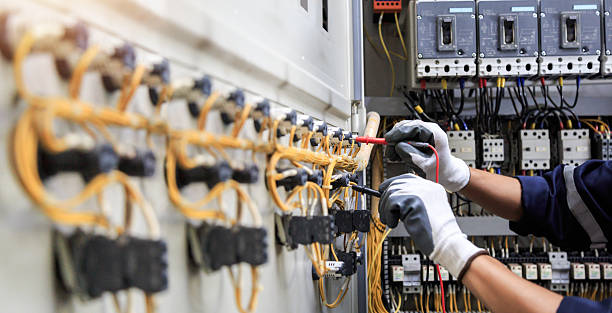 Professional Electrician technician working in Ridge, NY